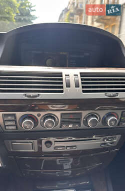 Седан BMW 7 Series 2007 в 