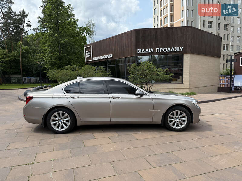 Седан BMW 7 Series 2014 в Києві