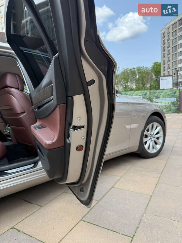 Седан BMW 7 Series 2014 в Києві