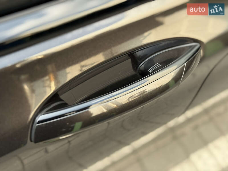Седан BMW 7 Series 2016 в Києві