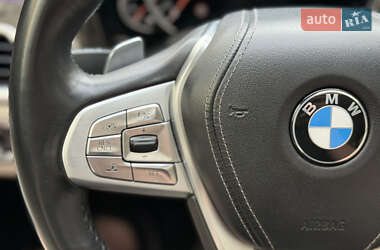 Седан BMW 7 Series 2016 в 