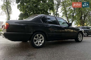 Седан BMW 7 Series 1991 в 