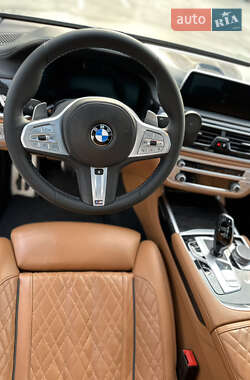 Седан BMW 7 Series 2022 в 