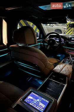 Седан BMW 7 Series 2022 в 