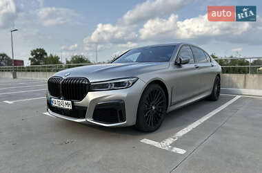 Седан BMW 7 Series 2022 в 