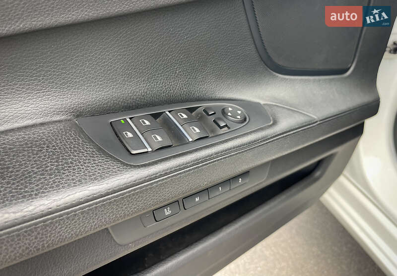 Седан BMW 7 Series 2013 в Києві