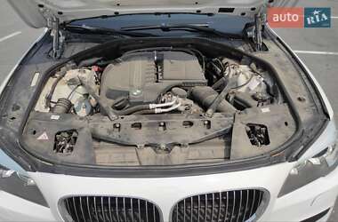 Седан BMW 7 Series 2013 в 