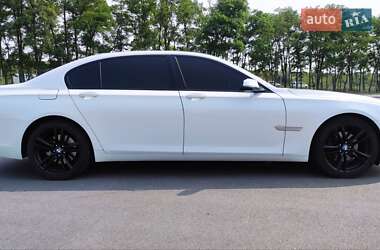 Седан BMW 7 Series 2013 в 