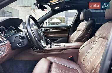 Седан BMW 7 Series 2018 в 