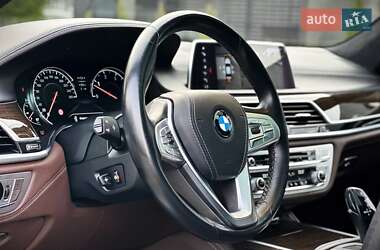 Седан BMW 7 Series 2018 в 
