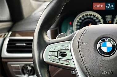 Седан BMW 7 Series 2018 в 