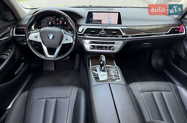 Седан BMW 7 Series 2017 в 