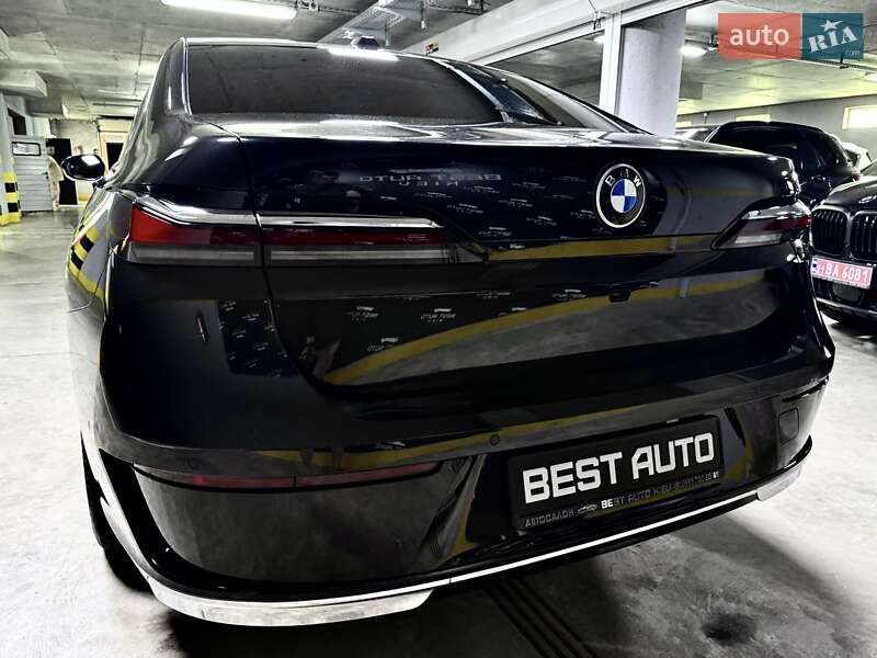 Седан BMW 7 Series 2023 в Киеве