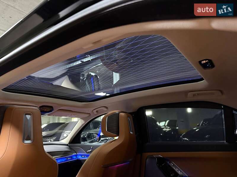 Седан BMW 7 Series 2023 в Киеве