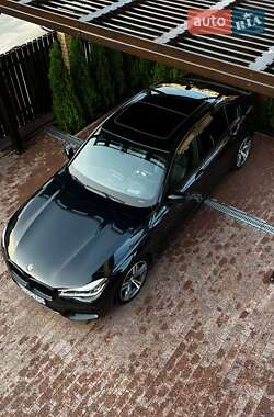 Седан BMW 7 Series 2017 в 