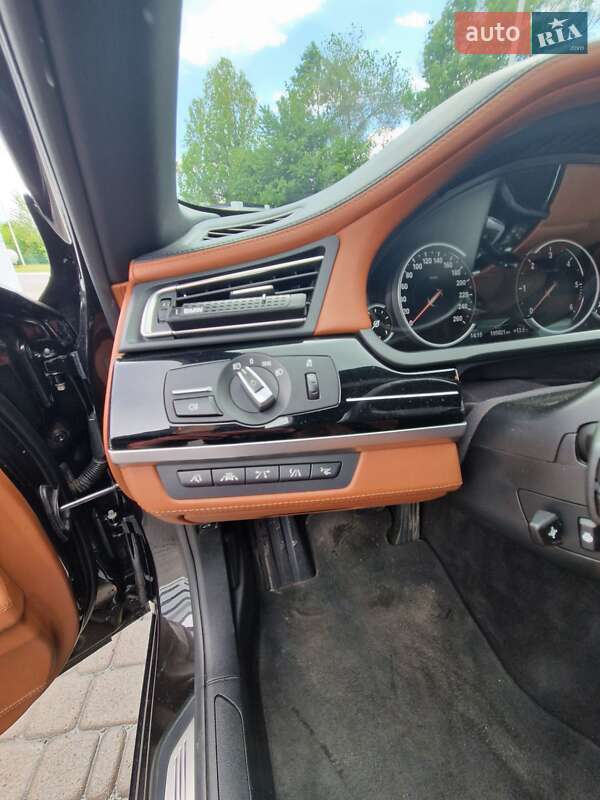 Седан BMW 7 Series 2012 в Умани фото 12 Седан BMW 7 Series 2012 в Умани