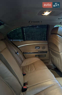 Седан BMW 7 Series 2007 в 