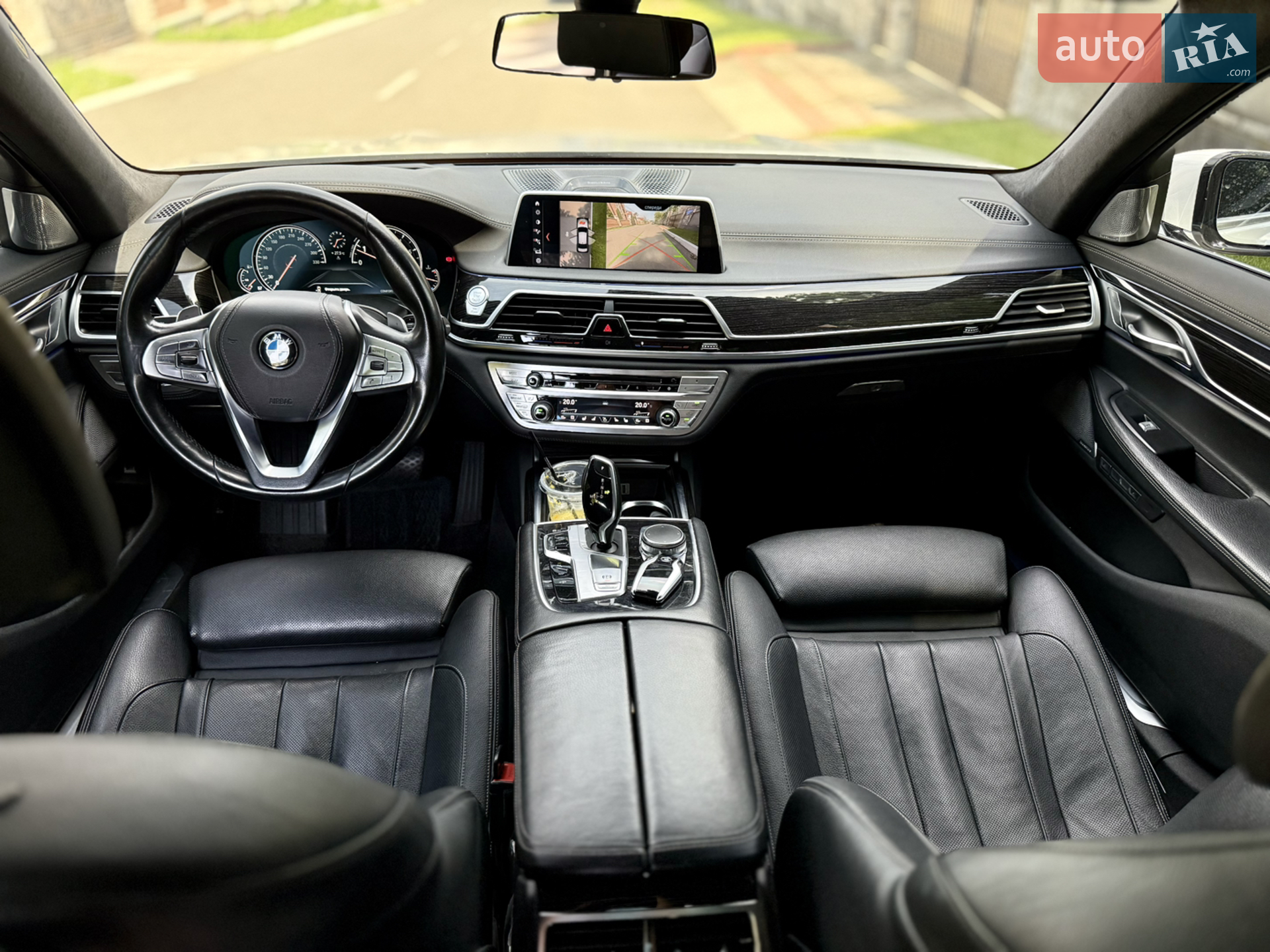 2015 BMW 7er - мініатюра 23