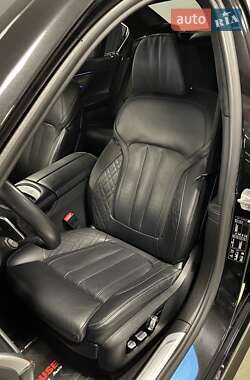 Седан BMW 7 Series 2019 в 