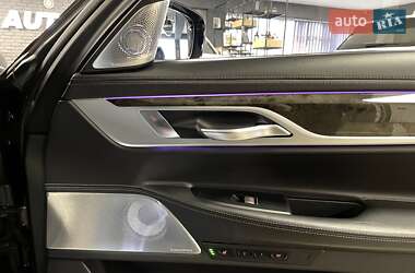Седан BMW 7 Series 2019 в 