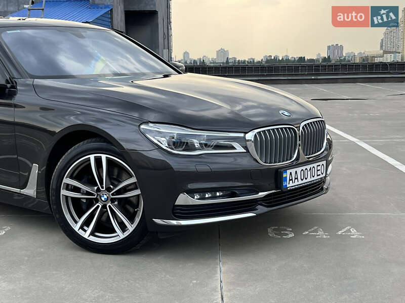 Седан BMW 7 Series 2016 в Києві