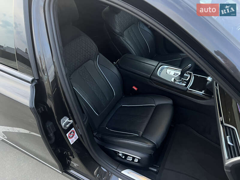 Седан BMW 7 Series 2016 в Києві