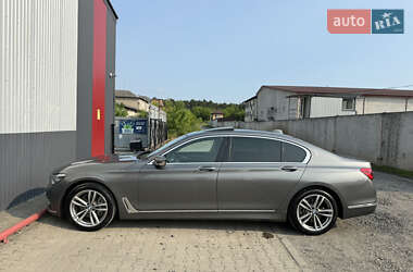Седан BMW 7 Series 2017 в 