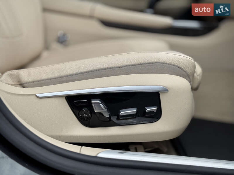 Седан BMW 7 Series 2016 в Киеве