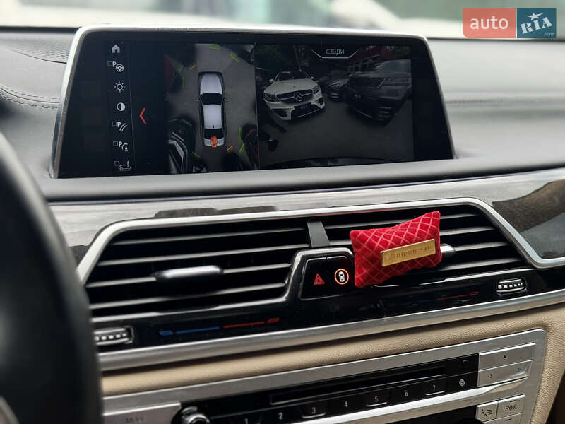 Седан BMW 7 Series 2016 в Киеве
