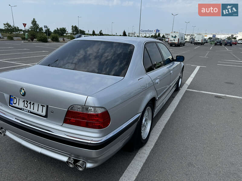 Седан BMW 7 Series 1998 в Рени