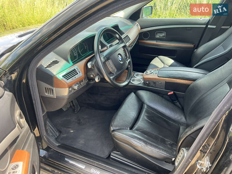 Седан BMW 7 Series 2008 в Львові