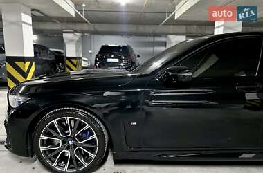 Седан BMW 7 Series 2022 в 