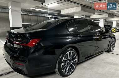 Седан BMW 7 Series 2022 в 