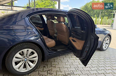 Седан BMW 7 Series 2011 в 