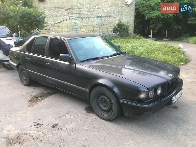 BMW 7 Series 1991
