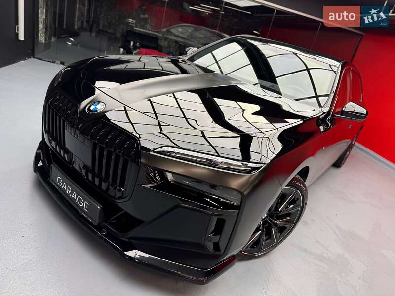 Седан BMW 7 Series 2022 в Києві