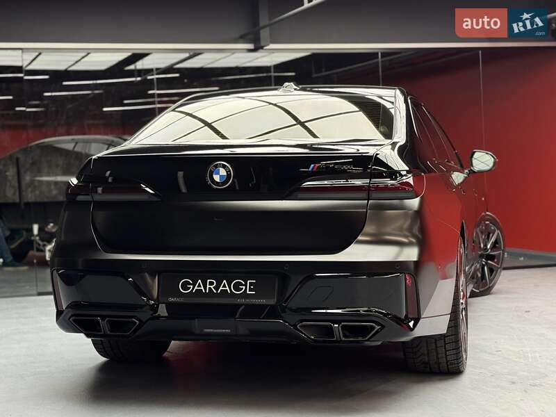 Седан BMW 7 Series 2022 в Києві
