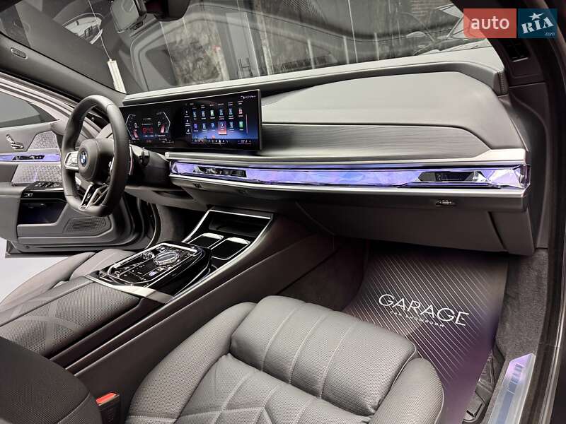 Седан BMW 7 Series 2022 в Києві