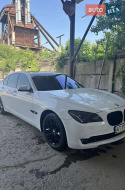 Седан BMW 7 Series 2011 в Ивано-Франковске