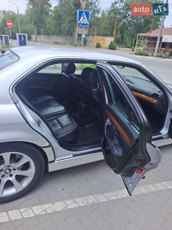 Седан BMW 7 Series 1999 в Києві