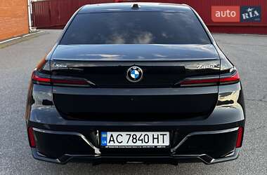 Седан BMW 7 Series 2023 в 