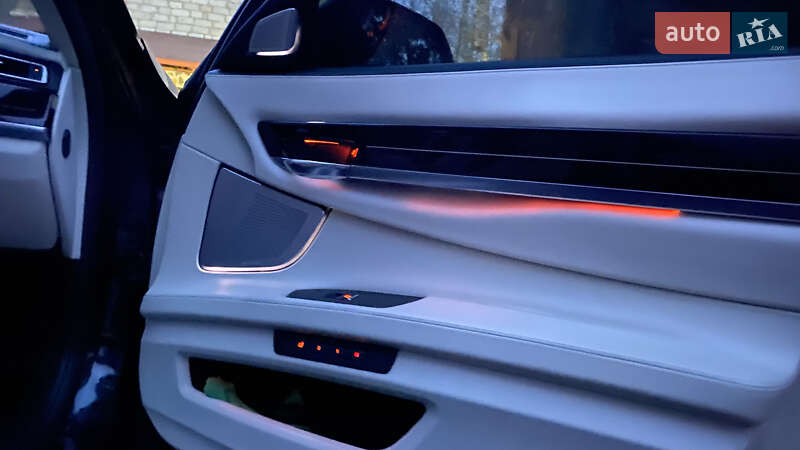 Седан BMW 7 Series 2012 в Виноградове фото 6 Седан BMW 7 Series 2012 в Виноградове