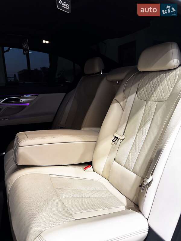 Седан BMW 7 Series 2019 в Коломые