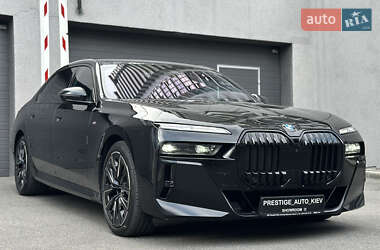 Седан BMW 7 Series 2022 в 