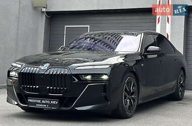 Седан BMW 7 Series 2022 в 