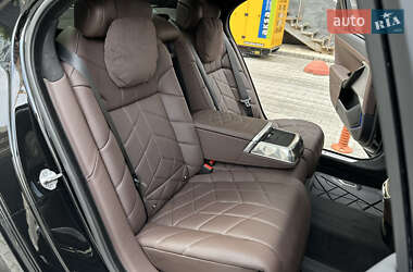 Седан BMW 7 Series 2022 в 