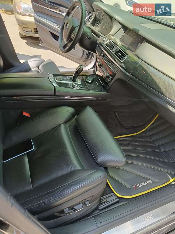 Седан BMW 7 Series 2011 в Одесі