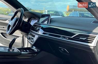 Седан BMW 7 Series 2018 в 