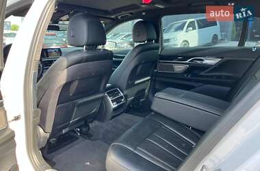 Седан BMW 7 Series 2018 в 