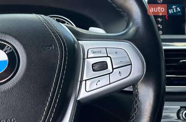 Седан BMW 7 Series 2018 в 
